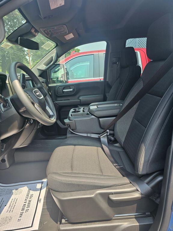 new 2025 GMC Sierra 2500 car, priced at $58,170