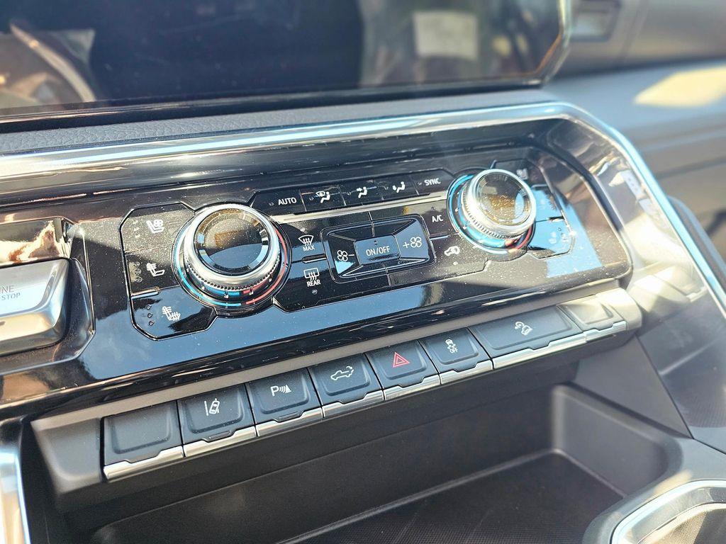 new 2026 GMC Sierra 2500 car, priced at $79,630