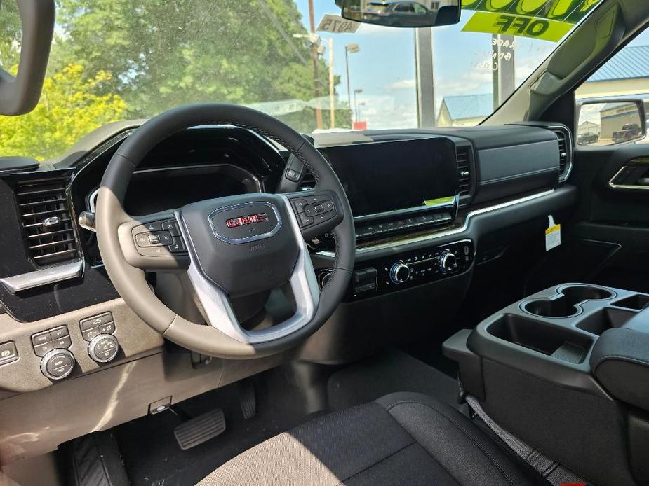 new 2024 GMC Sierra 1500 car, priced at $59,550