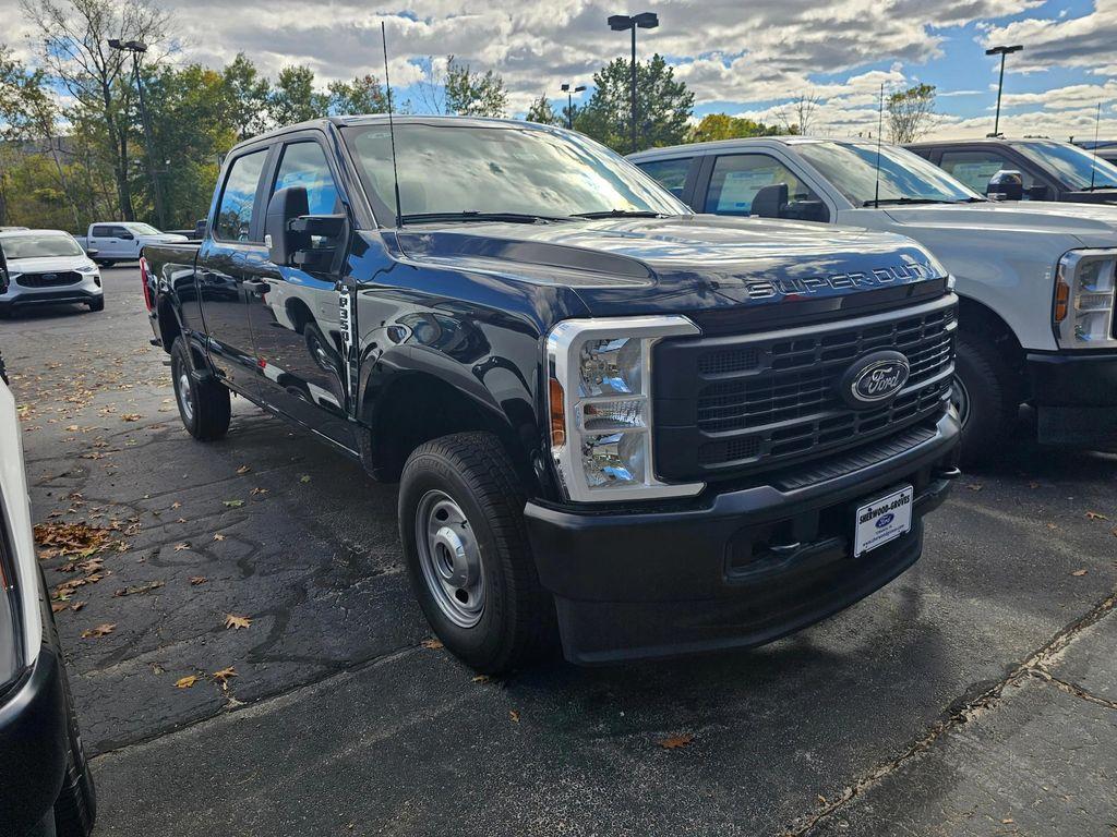 new 2025 Ford F-350 car, priced at $51,295