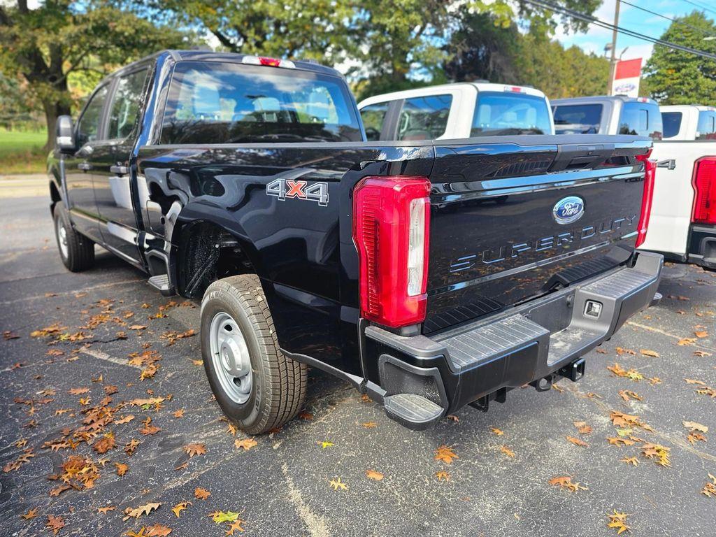 new 2025 Ford F-350 car, priced at $51,295