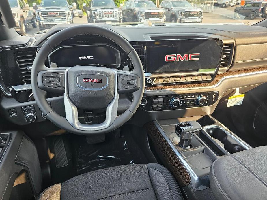 new 2024 GMC Sierra 1500 car, priced at $60,020