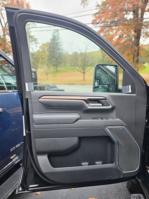 new 2026 GMC Sierra 2500 car, priced at $90,340