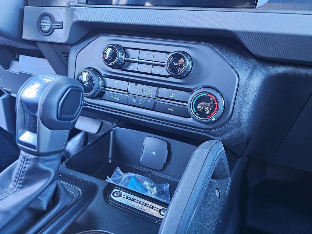 new 2024 Ford Bronco car, priced at $42,095