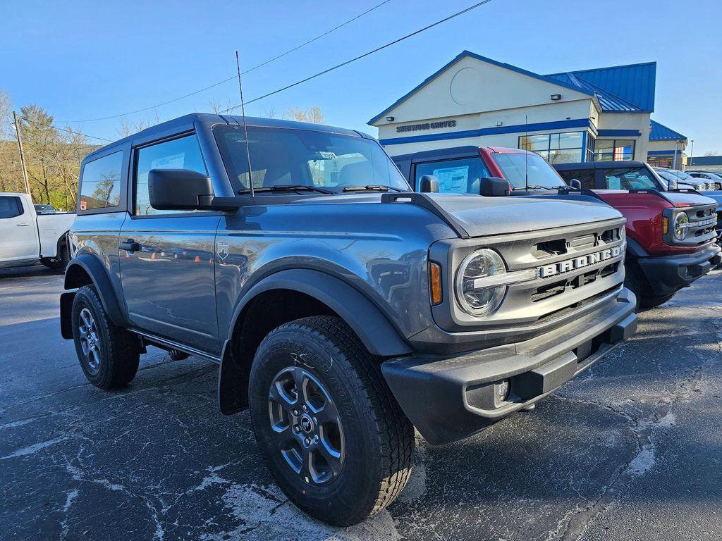 new 2024 Ford Bronco car, priced at $44,095