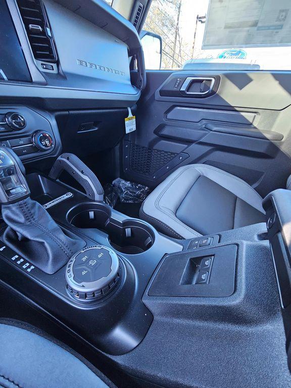 new 2024 Ford Bronco car, priced at $42,095