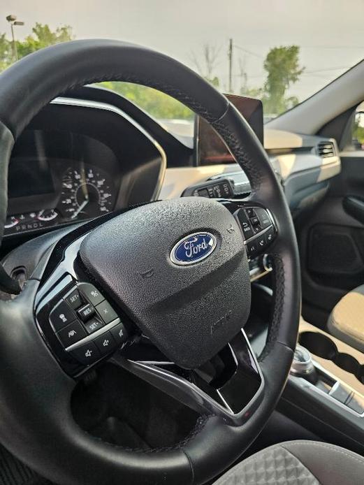 used 2022 Ford Escape car, priced at $23,590