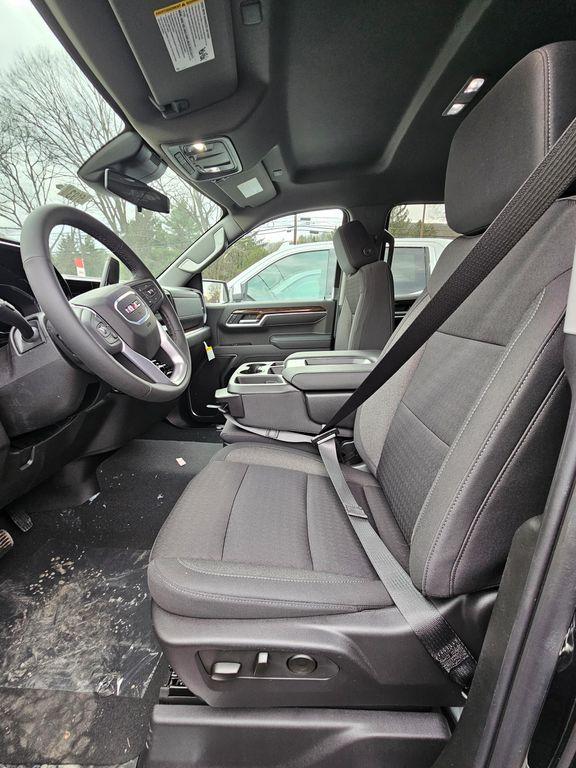 new 2025 GMC Sierra 1500 car, priced at $54,975