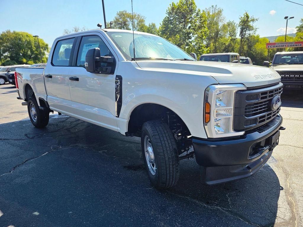 new 2025 Ford F-350 car, priced at $51,295