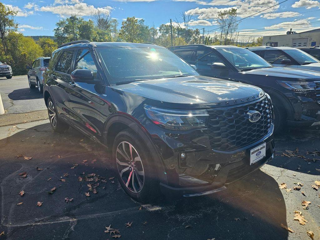 new 2025 Ford Explorer car, priced at $48,495