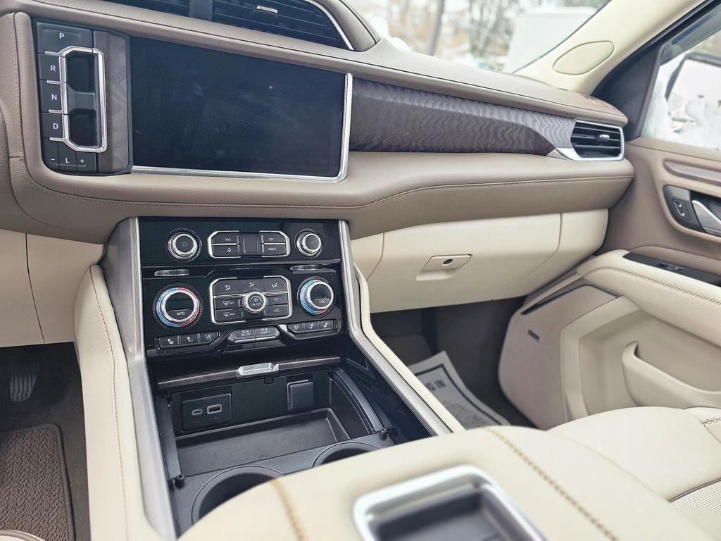 used 2023 GMC Yukon XL car, priced at $68,990