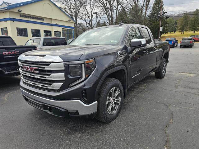 new 2025 GMC Sierra 1500 car, priced at $55,640