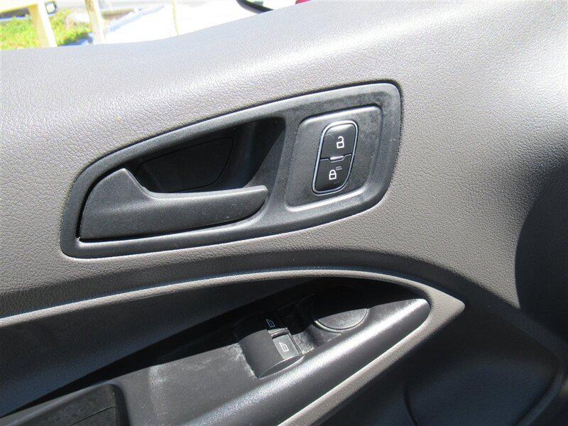 used 2020 Ford Transit Connect car, priced at $17,995