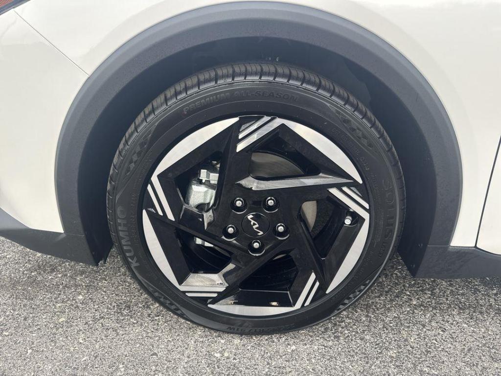 new 2025 Kia K4 car, priced at $25,520