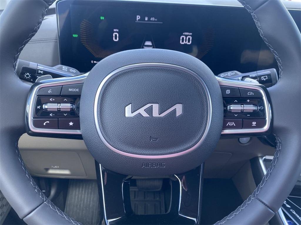 new 2025 Kia Carnival Hybrid car, priced at $44,790