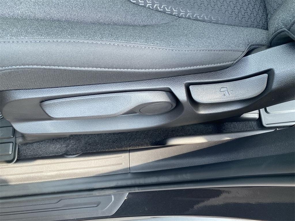 new 2025 Kia Carnival car, priced at $38,030