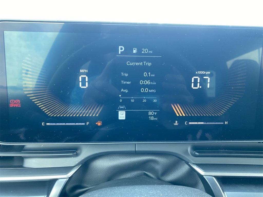 new 2025 Kia Carnival car, priced at $38,030