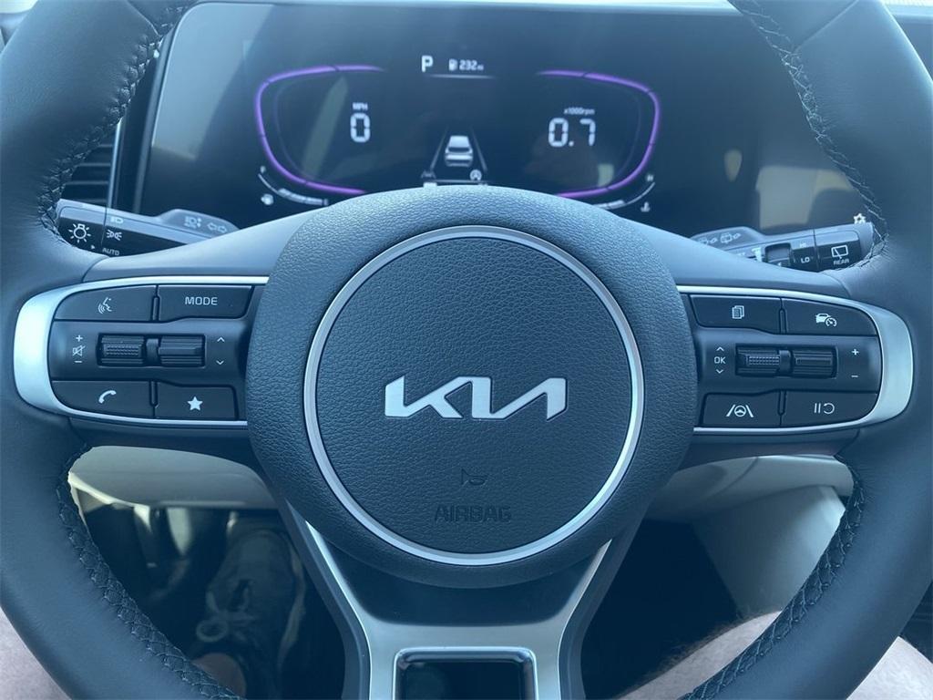new 2025 Kia Sportage car, priced at $30,755