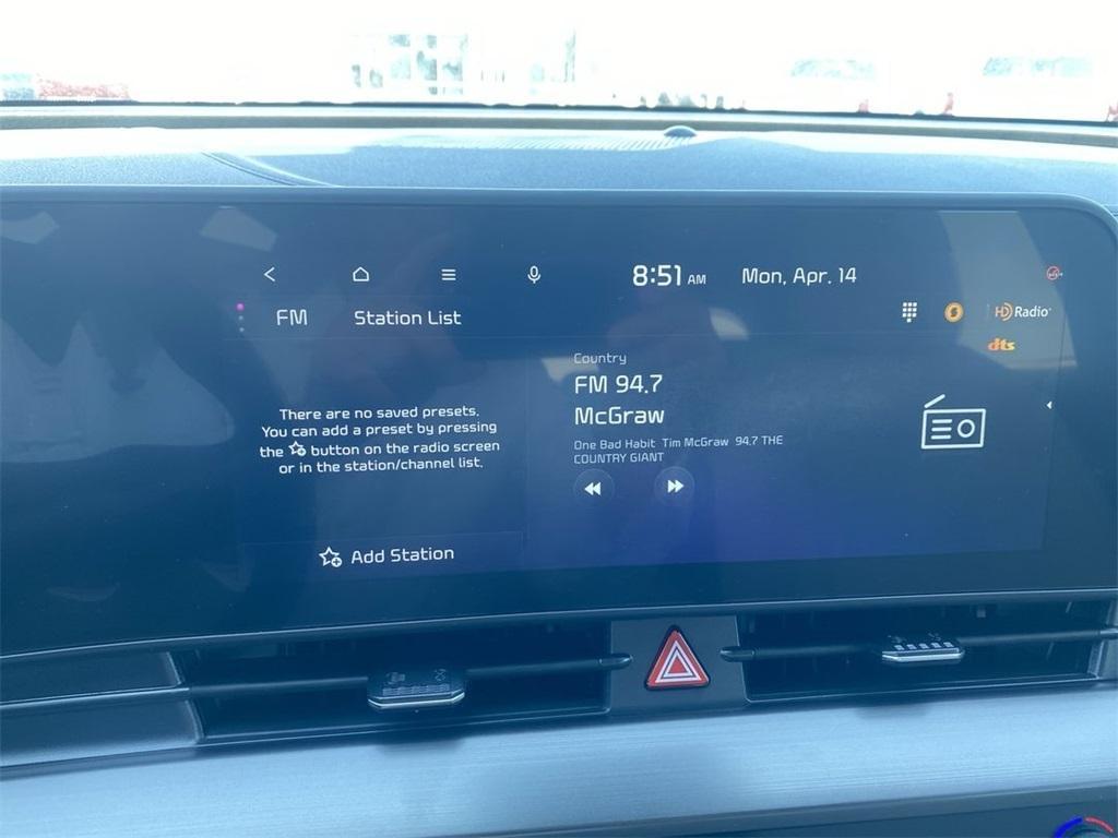 new 2025 Kia Sportage car, priced at $30,755
