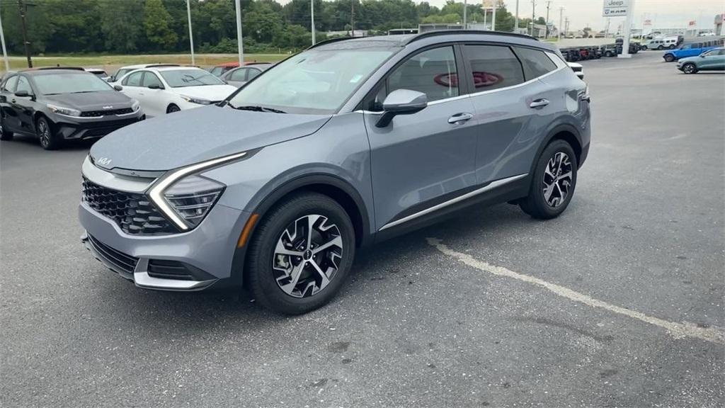 new 2025 Kia Sportage car, priced at $30,840