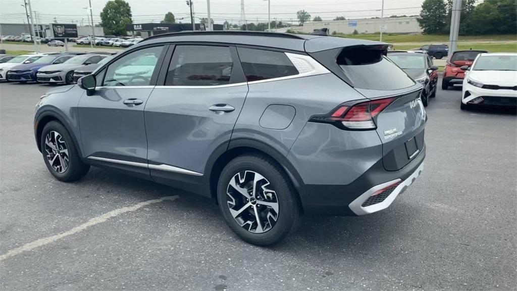 new 2025 Kia Sportage car, priced at $30,840