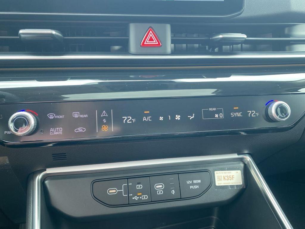 new 2026 Kia Carnival car