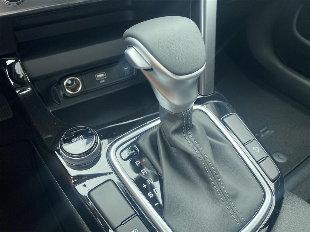 new 2025 Kia Seltos car, priced at $26,480