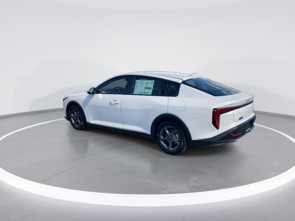new 2025 Kia K4 car, priced at $24,470