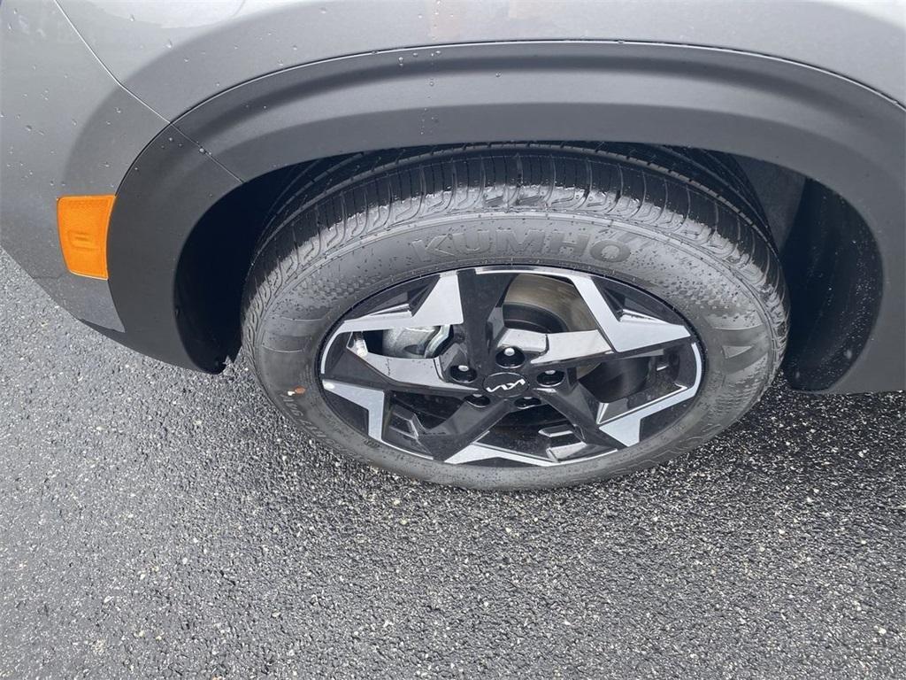 new 2025 Kia Seltos car, priced at $26,085
