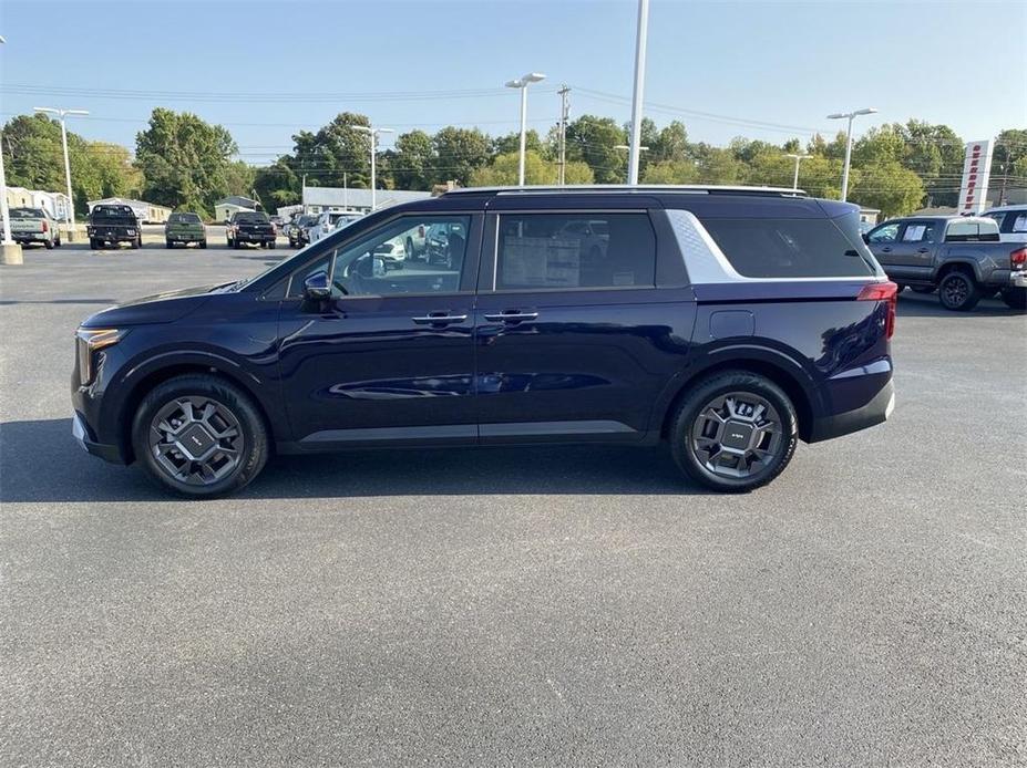 new 2025 Kia Carnival Hybrid car, priced at $44,360