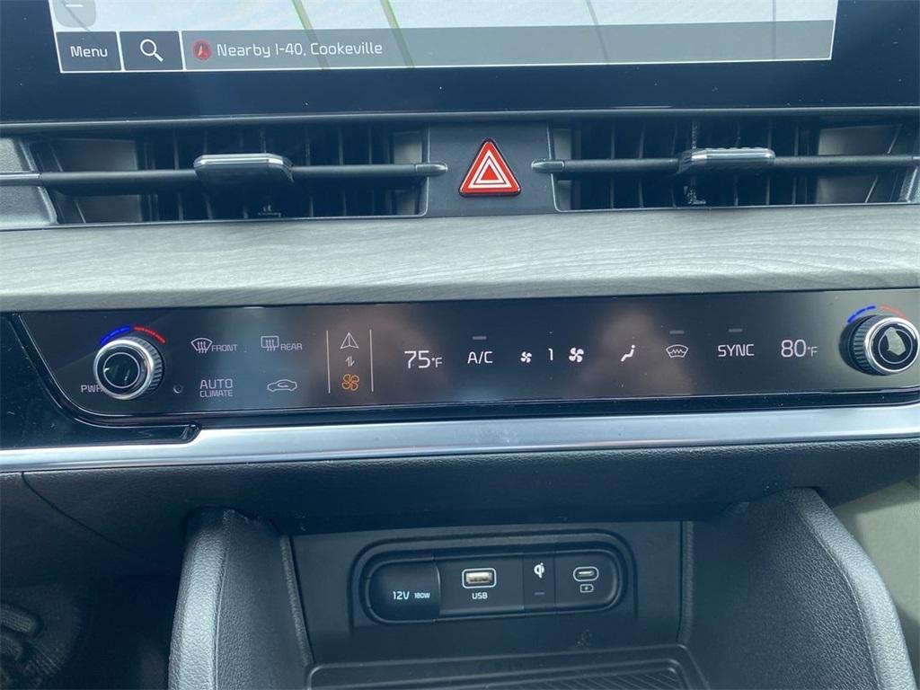 new 2025 Kia Sportage car, priced at $36,680