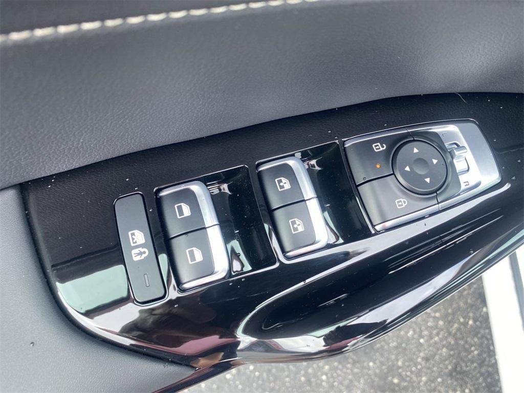 new 2025 Kia K5 car, priced at $31,450