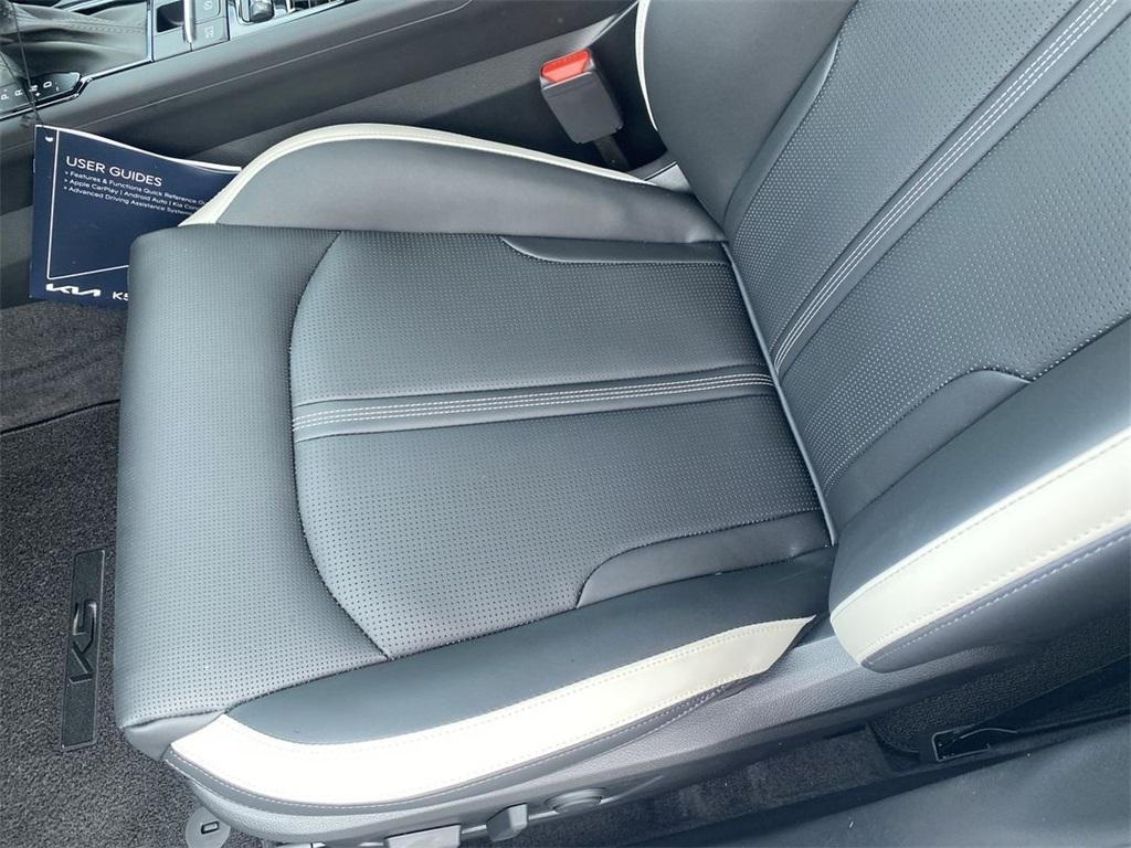 new 2025 Kia K5 car, priced at $31,450