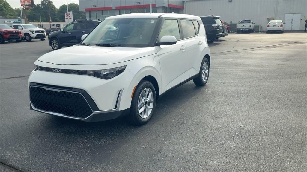 new 2025 Kia Soul car, priced at $22,660