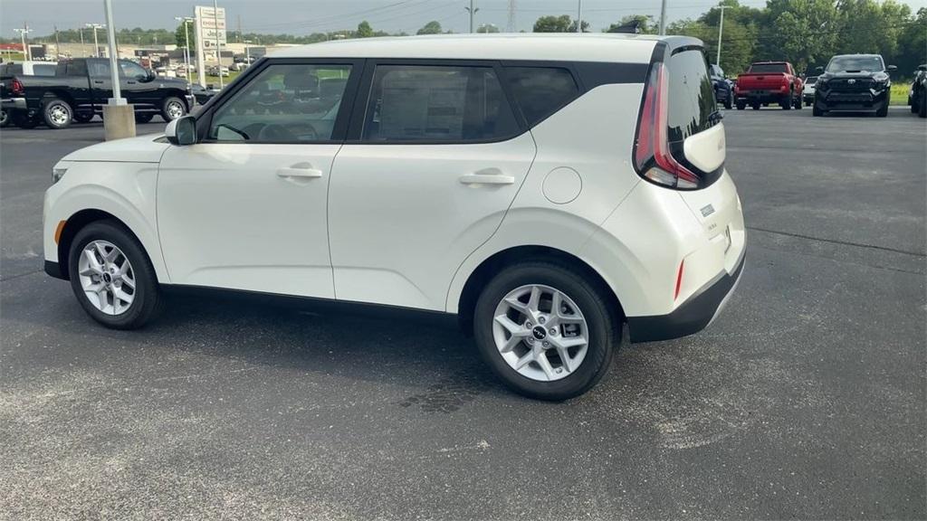 new 2025 Kia Soul car, priced at $22,660