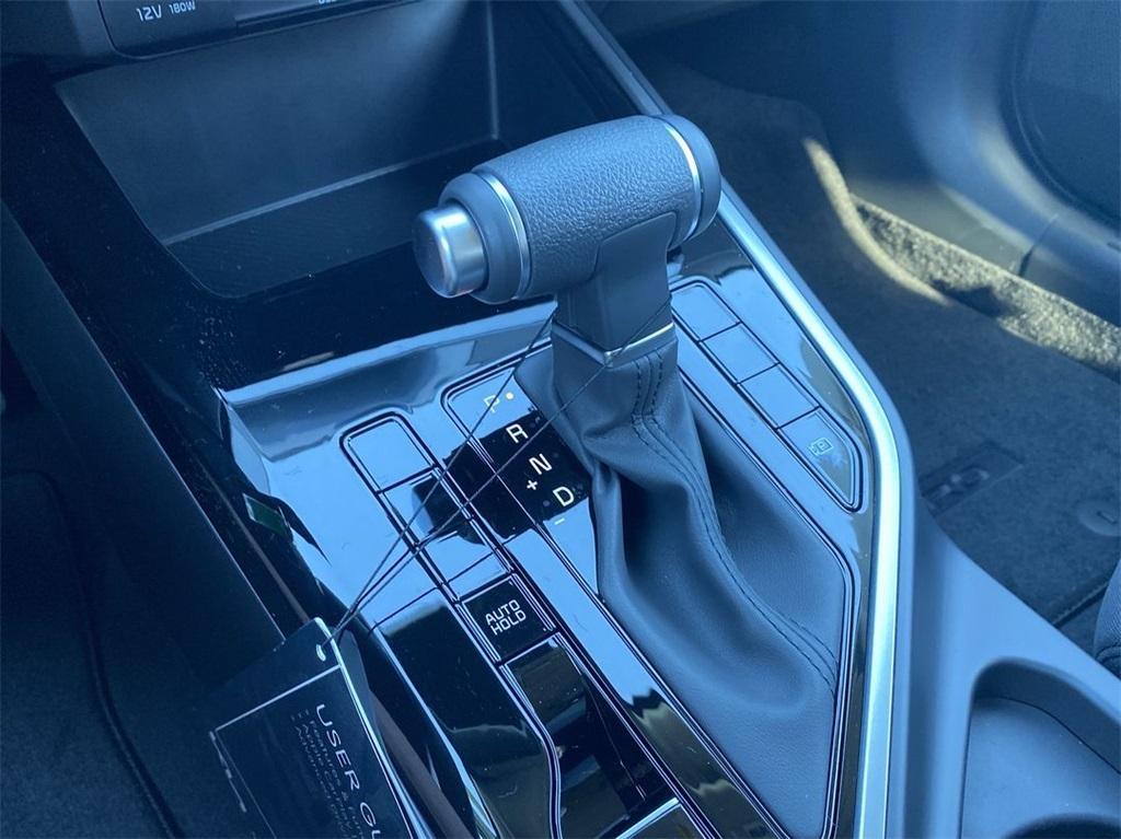 new 2025 Kia Niro car, priced at $27,945