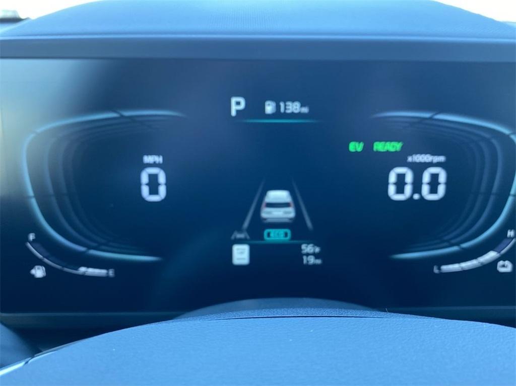 new 2025 Kia Niro car, priced at $27,945