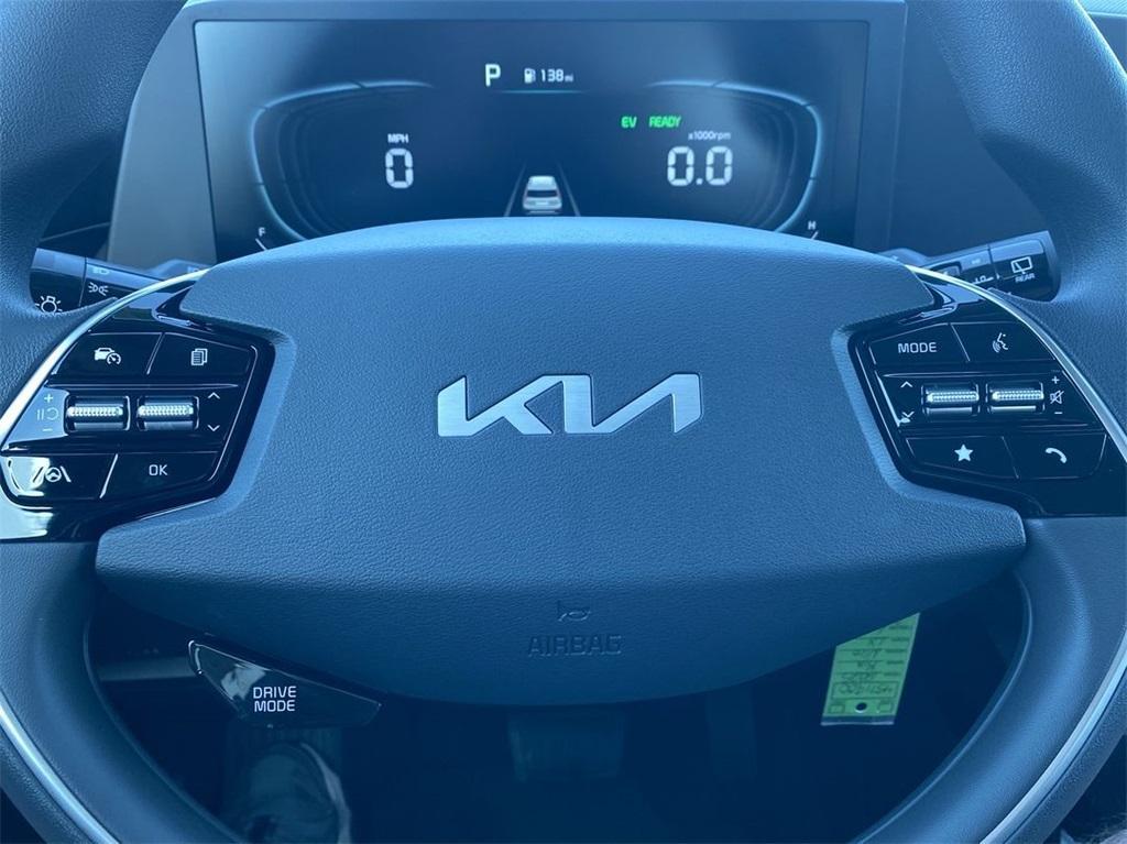 new 2025 Kia Niro car, priced at $27,945