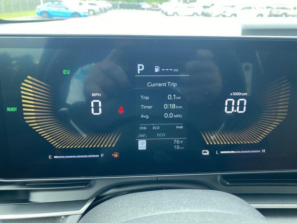 new 2026 Kia Carnival Hybrid car, priced at $45,358