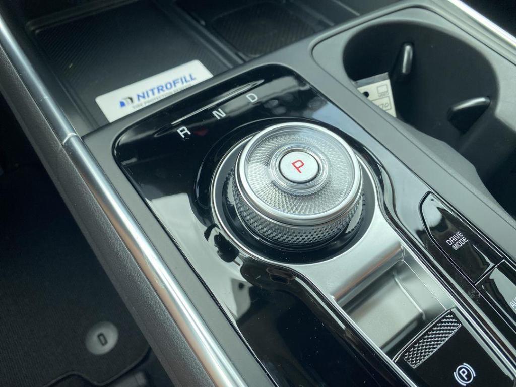 new 2026 Kia Carnival Hybrid car, priced at $45,358