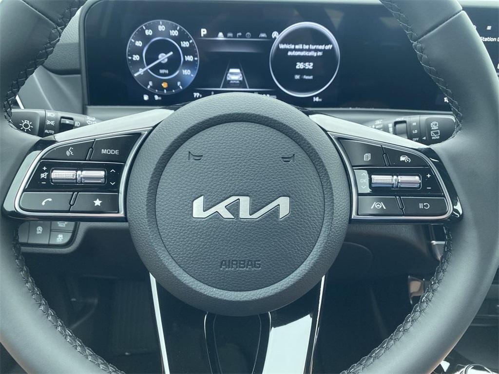 new 2025 Kia Seltos car, priced at $29,615
