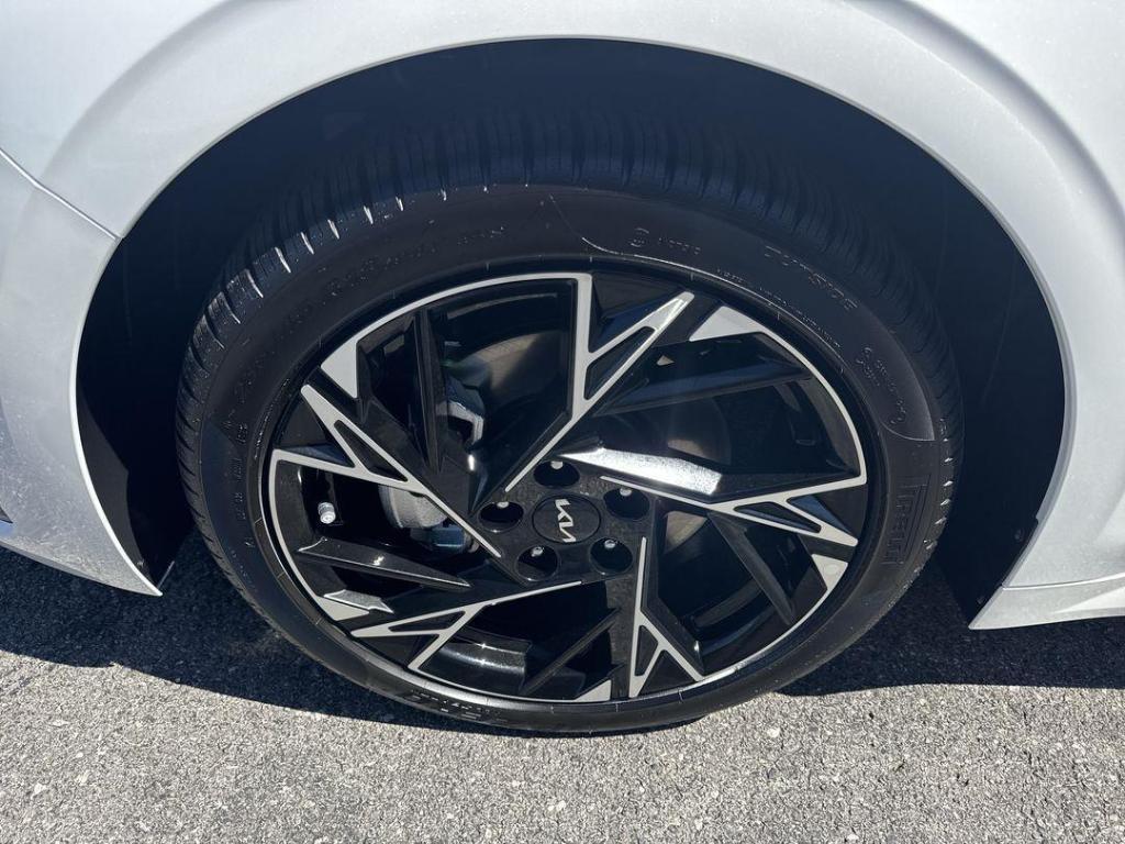 new 2026 Kia K5 car, priced at $30,499