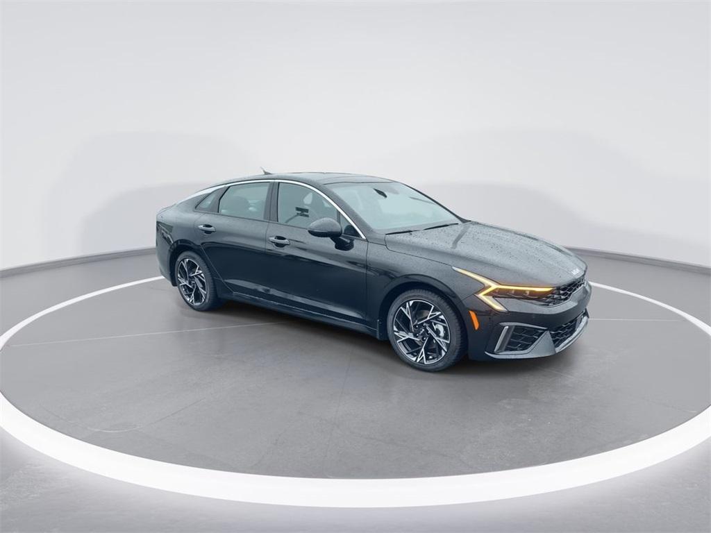 new 2025 Kia K5 car, priced at $32,995