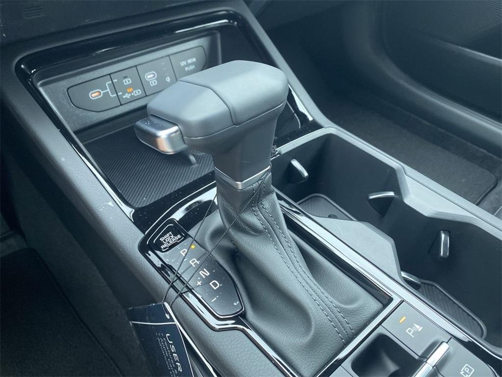 new 2025 Kia K5 car, priced at $32,995