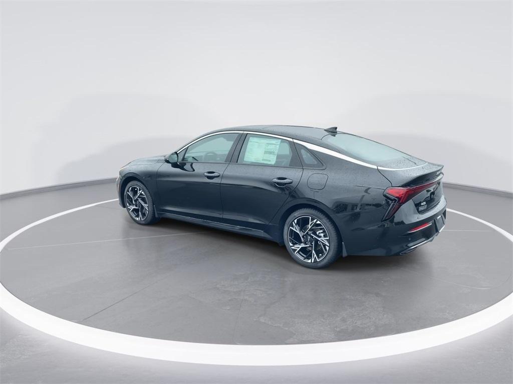 new 2025 Kia K5 car, priced at $32,995