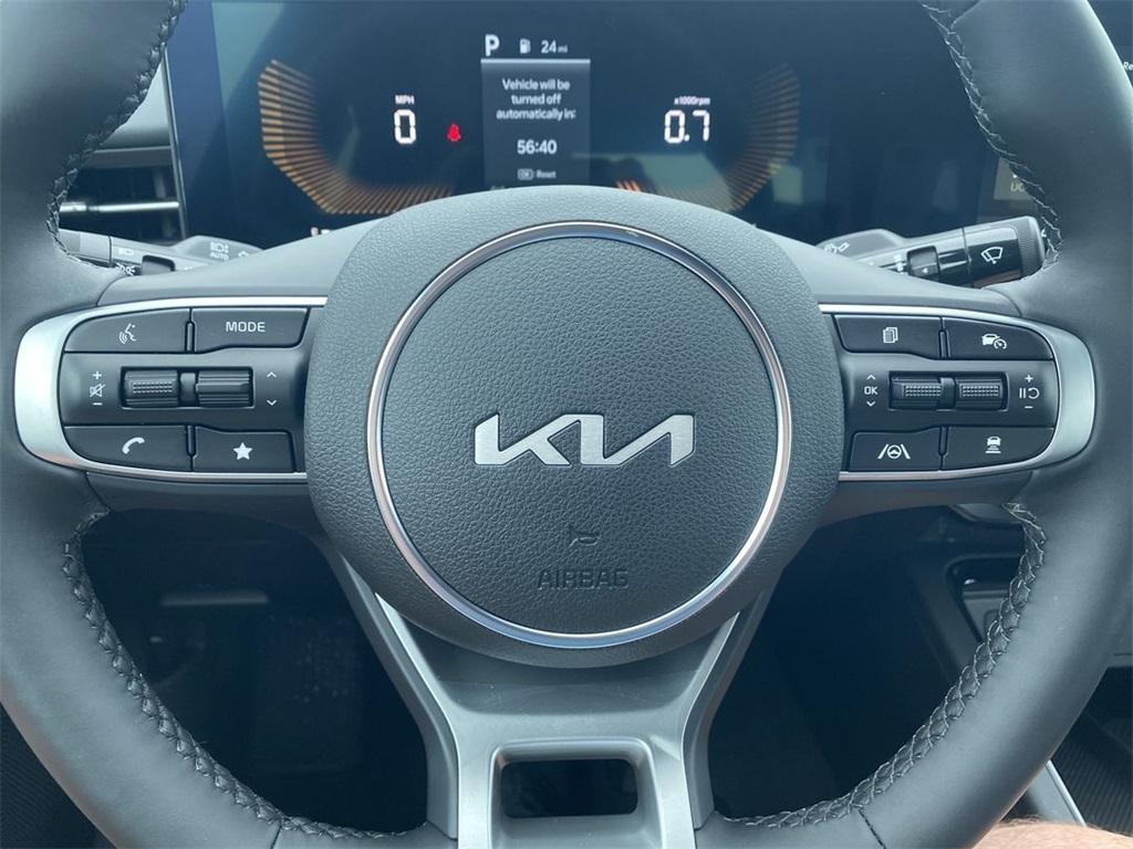 new 2025 Kia K5 car, priced at $32,995