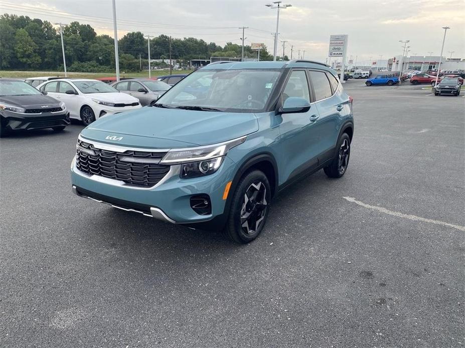 new 2025 Kia Seltos car, priced at $27,465