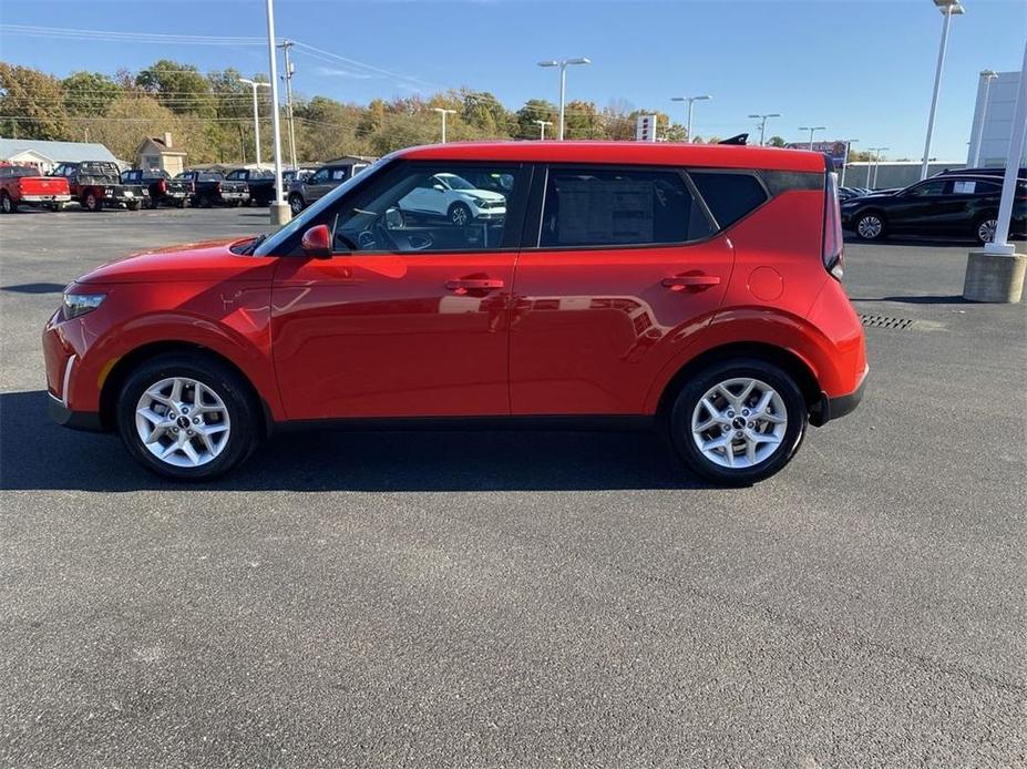 new 2025 Kia Soul car, priced at $24,390