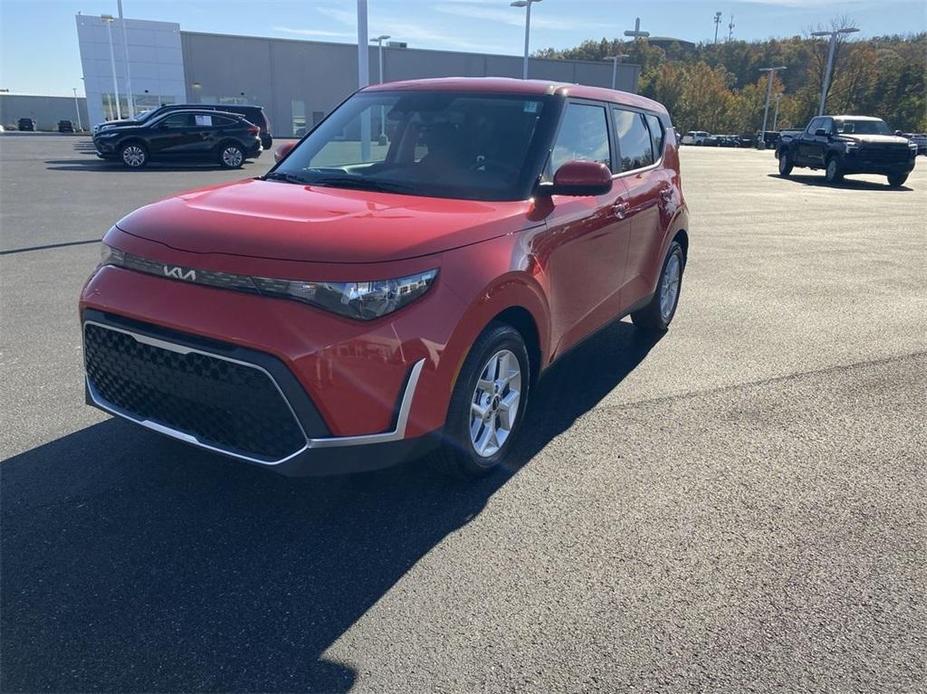 new 2025 Kia Soul car, priced at $24,390