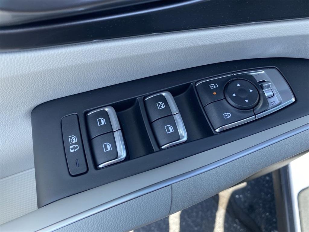 new 2025 Kia Sorento car, priced at $35,120